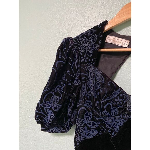 Vintage Scott McClintock Women's Blue and Purple‎ Floral Velvet Open Back Dress - Picture 6 of 12